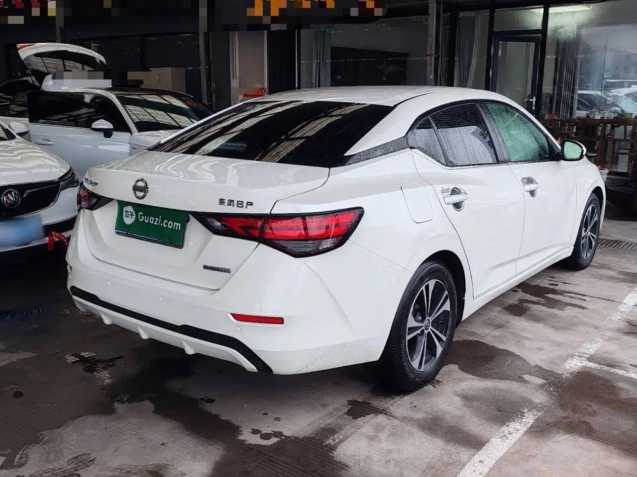 Nissan Sylphy 2020 1.6L XL CVT Enjoyment Edition — миниатюра 6