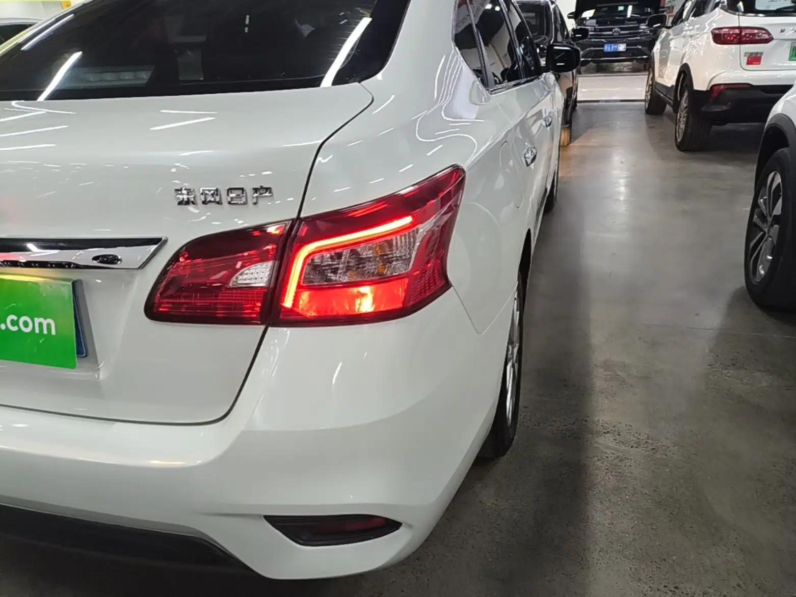 Nissan Sylphy 2021 Classic 1.6XL CVT Luxury Edition — миниатюра 14