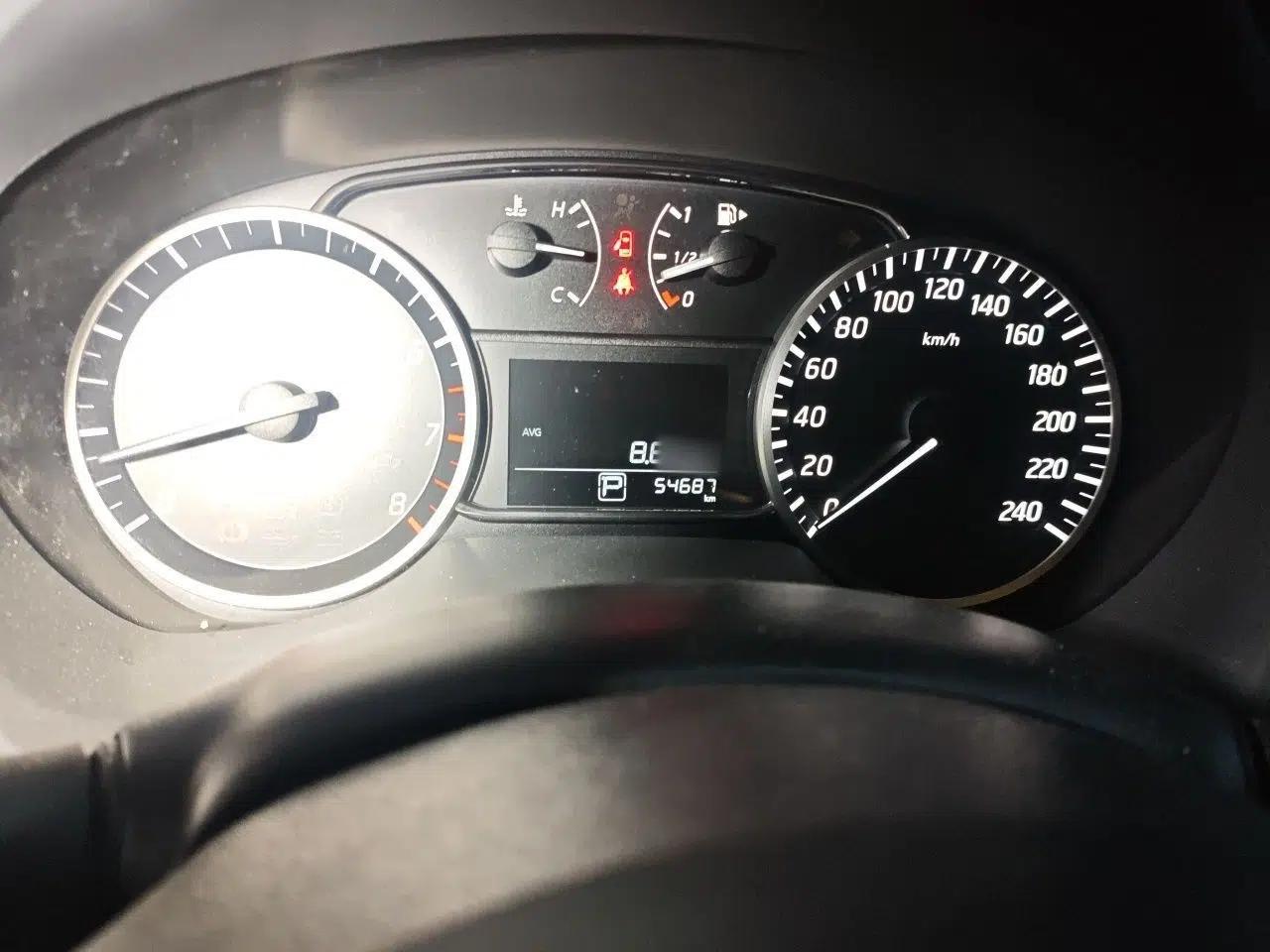 Nissan Sylphy 2019 1.6XV CVT Smart Connect Luxury Edition China V Standard — миниатюра 10