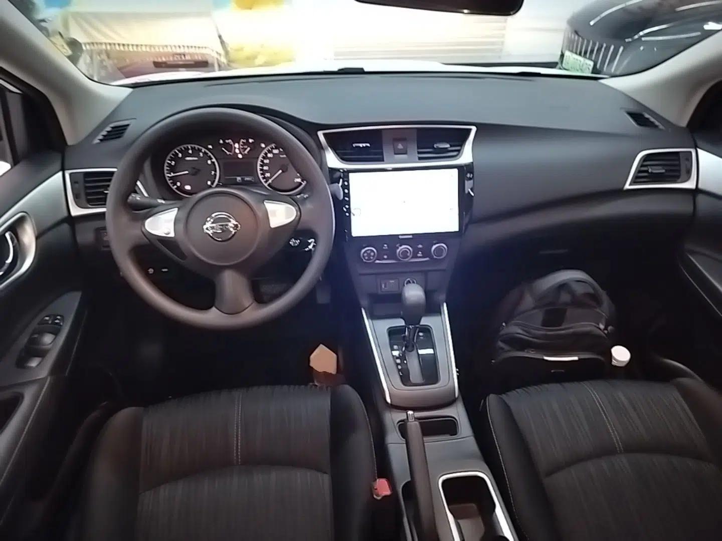 Nissan Sylphy 2022 Classic 1.6XE CVT Comfort Edition — миниатюра 12