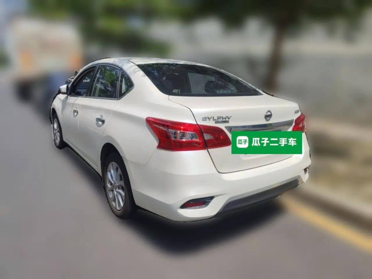 Nissan Sylphy 2024 Classic 1.6XE+ CVT Large-Screen Version — миниатюра 4