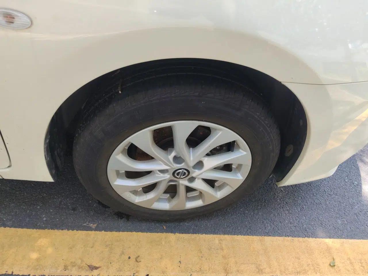 Nissan Sylphy 2024 Classic 1.6XE+ CVT Large-Screen Version — миниатюра 8