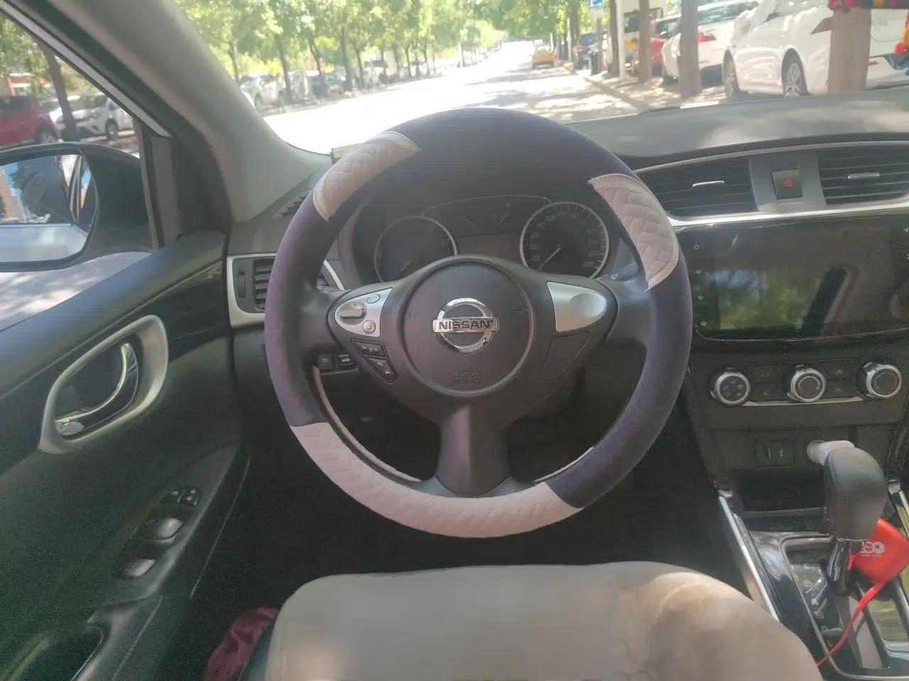 Nissan Sylphy 2022 Classic 1.6XL CVT Luxury Edition — миниатюра 10