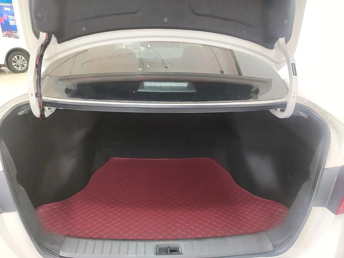 Nissan Sylphy 2024 Facelifted Three Classic 1.6XE CVT Comfort Edition — миниатюра 22