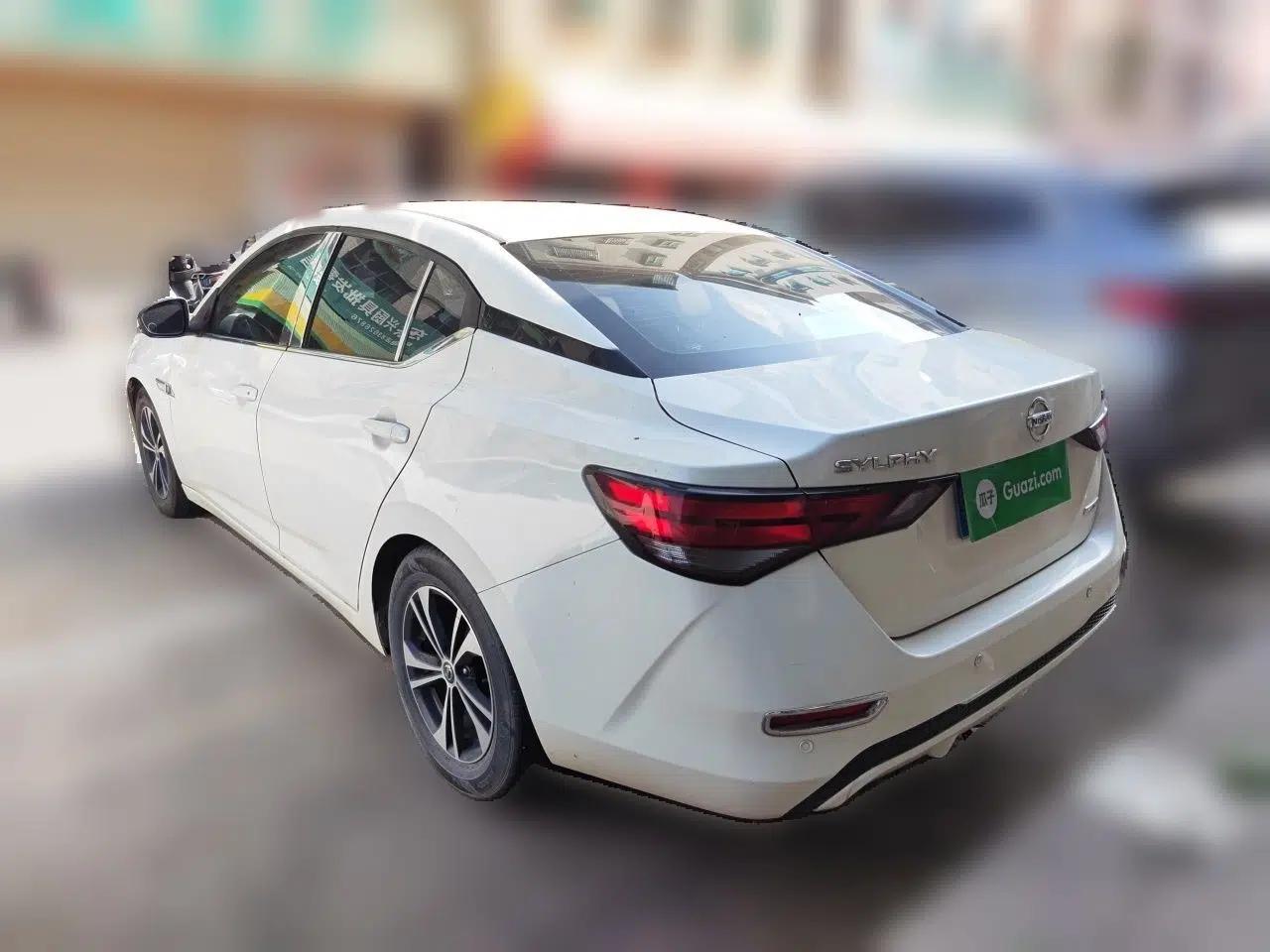 Nissan Sylphy 2020 1.6L XL CVT Enjoyment Edition — миниатюра 4