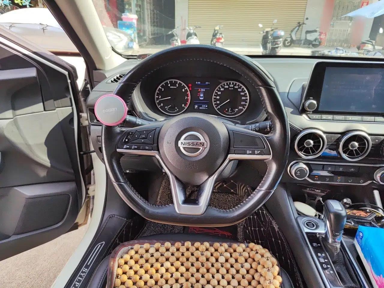 Nissan Sylphy 2020 1.6L XL CVT Enjoyment Edition — миниатюра 10