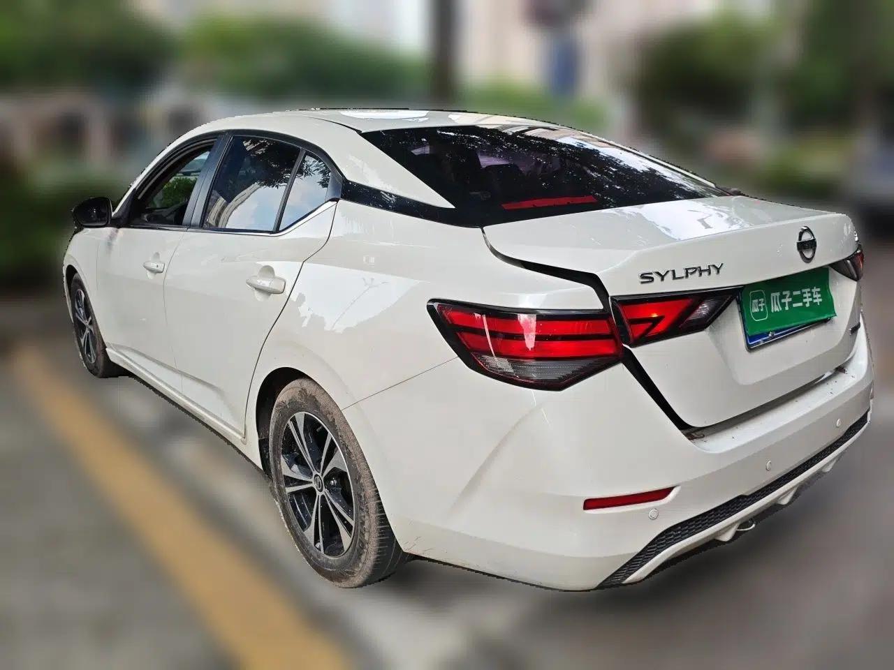 Nissan Sylphy 2020 Revised 1.6L XL CVT Enjoyment Edition — миниатюра 4