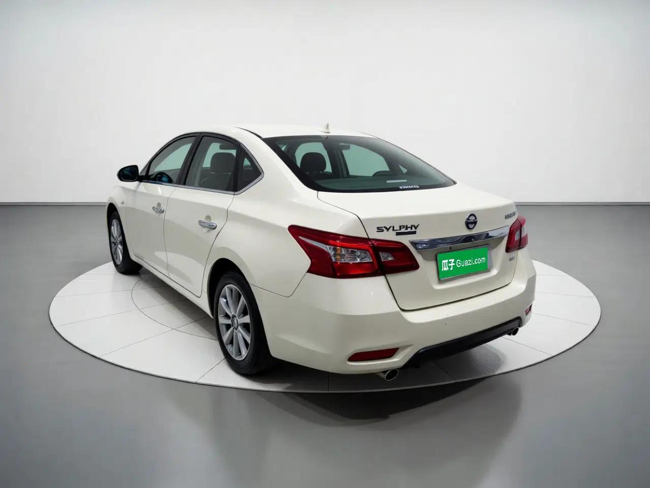 Nissan Sylphy 2022 Classic 1.6XL CVT Luxury Edition — миниатюра 4