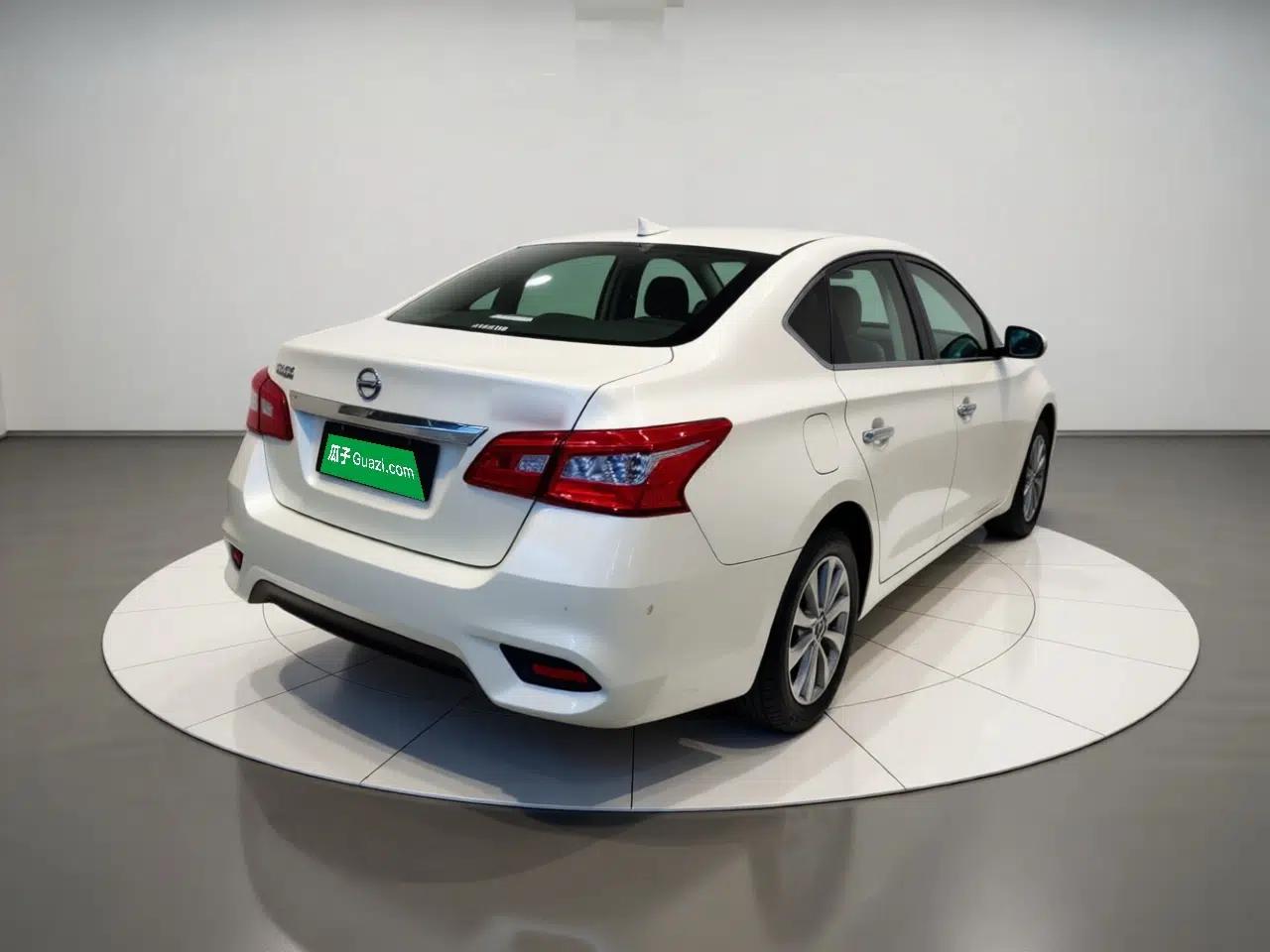 Nissan Sylphy 2022 Classic 1.6XL CVT Luxury Edition — миниатюра 6