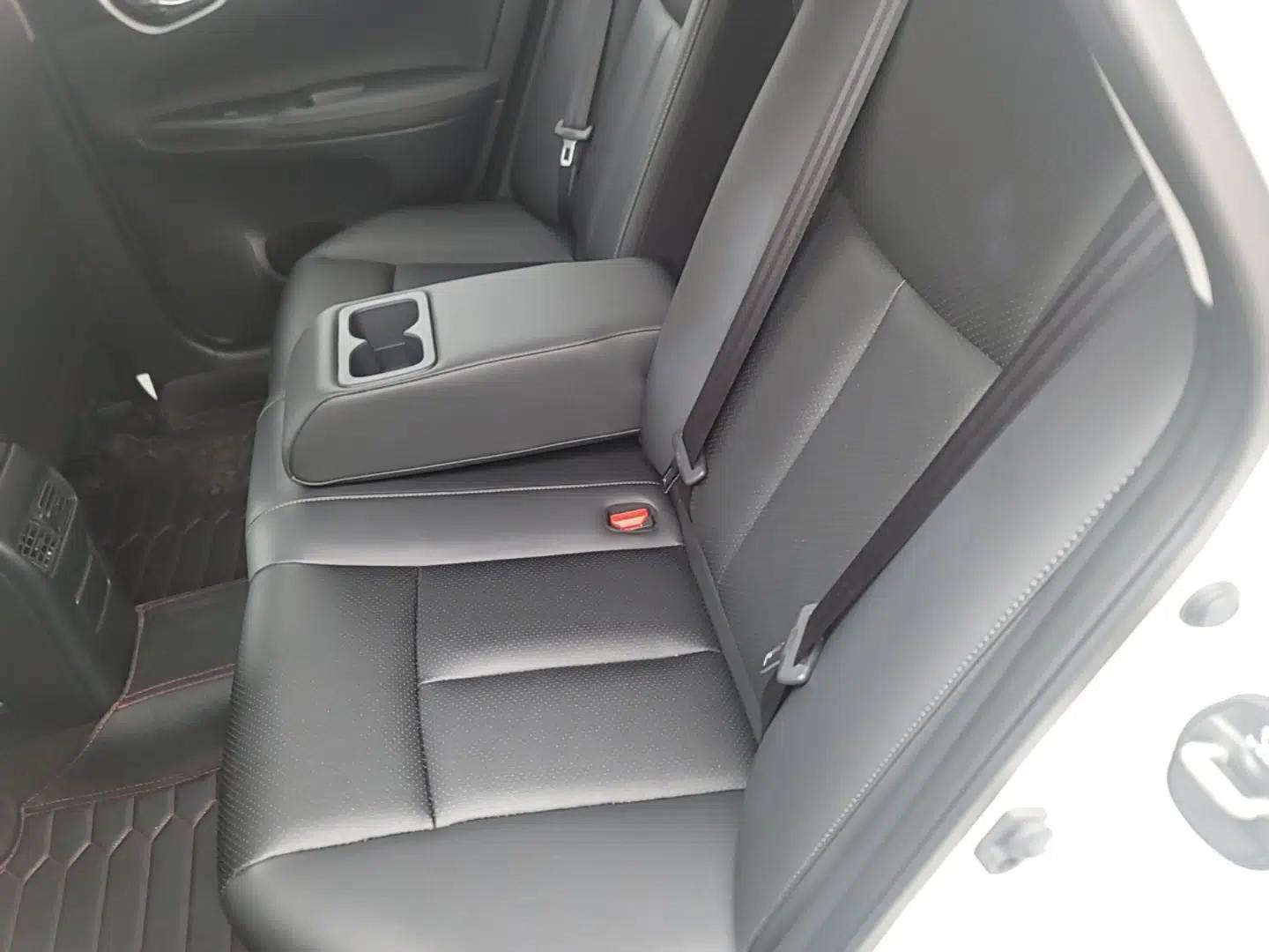 Nissan Sylphy 2021 Classic 1.6XL CVT Luxury Edition — миниатюра 20