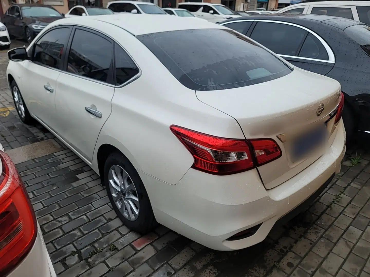 Nissan Sylphy 2021 Classic 1.6XL CVT Luxury Edition — миниатюра 4