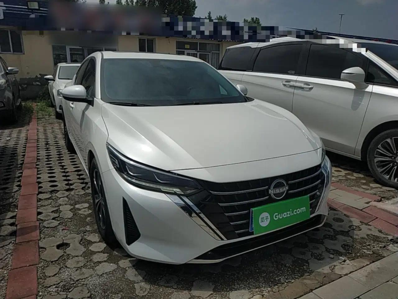 Nissan Sylphy 2023 1.6L CVT Enjoyment Edition — миниатюра 3
