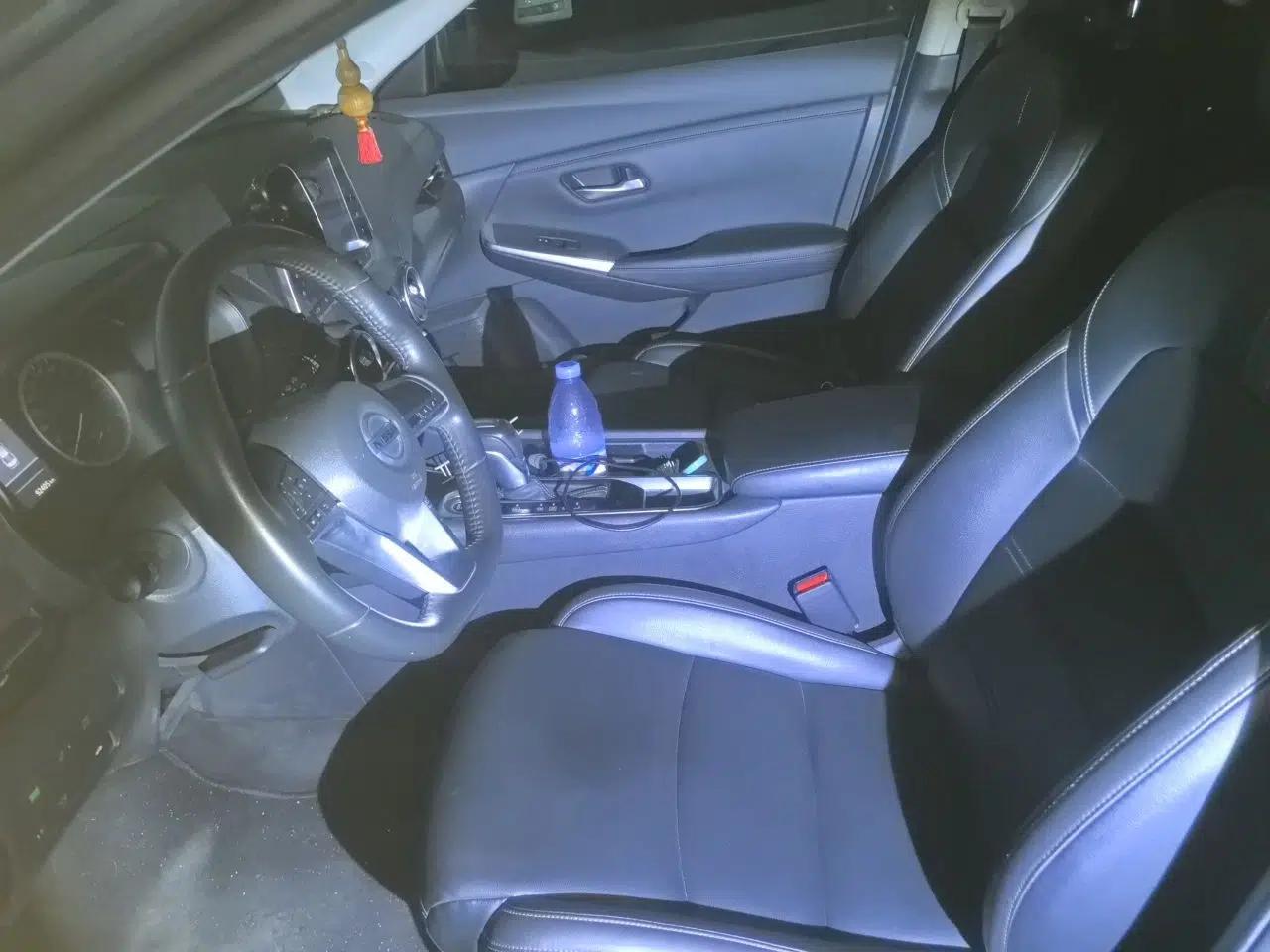 Nissan Sylphy 2021 1.6L XL CVT Enjoyment Edition — миниатюра 15
