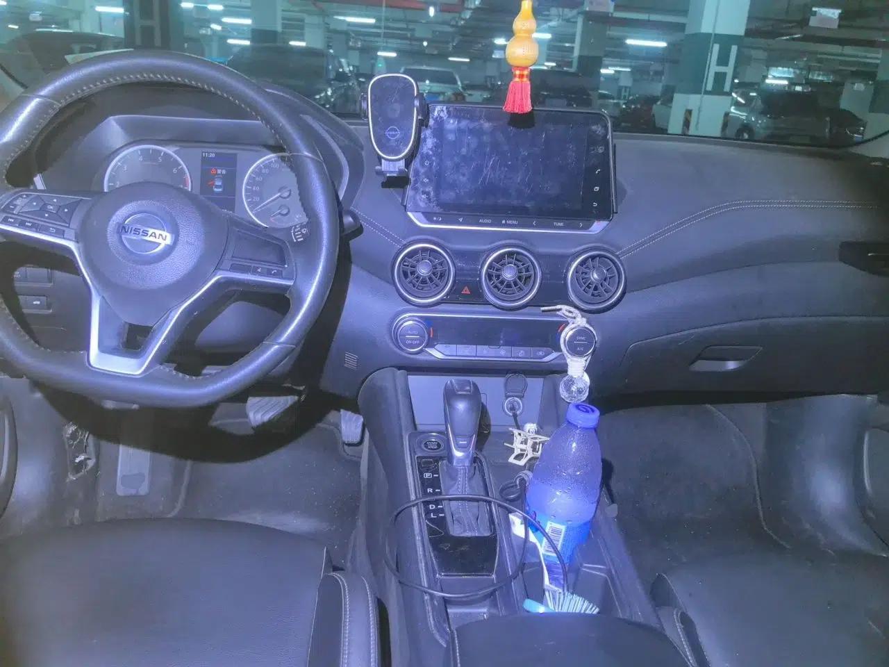 Nissan Sylphy 2021 1.6L XL CVT Enjoyment Edition — миниатюра 9