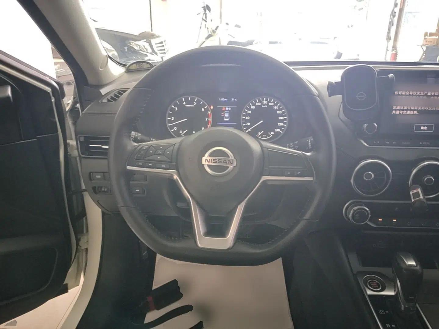 Nissan Sylphy 2020 1.6L XL CVT Enjoyment Edition — миниатюра 13