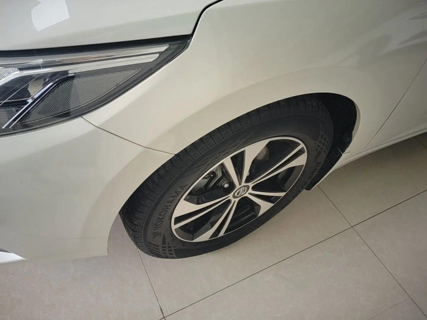 Nissan Sylphy 2020 1.6L XL CVT Enjoyment Edition — миниатюра 10