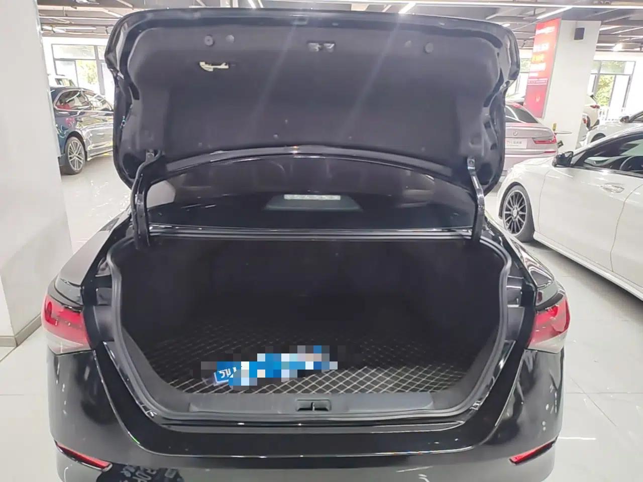 Nissan Sylphy 2022 1.6L XL CVT Enjoyment Edition — миниатюра 22