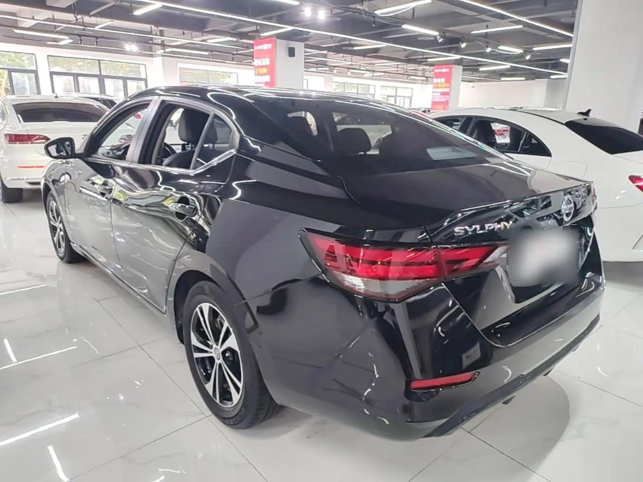 Nissan Sylphy 2022 1.6L XL CVT Enjoyment Edition — миниатюра 4