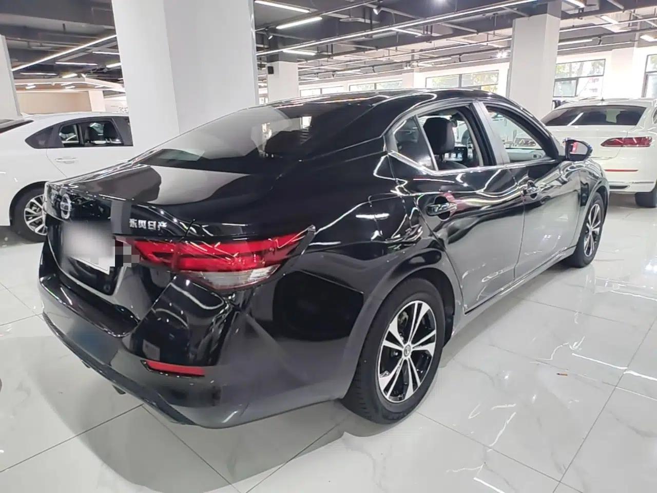 Nissan Sylphy 2022 1.6L XL CVT Enjoyment Edition — миниатюра 6