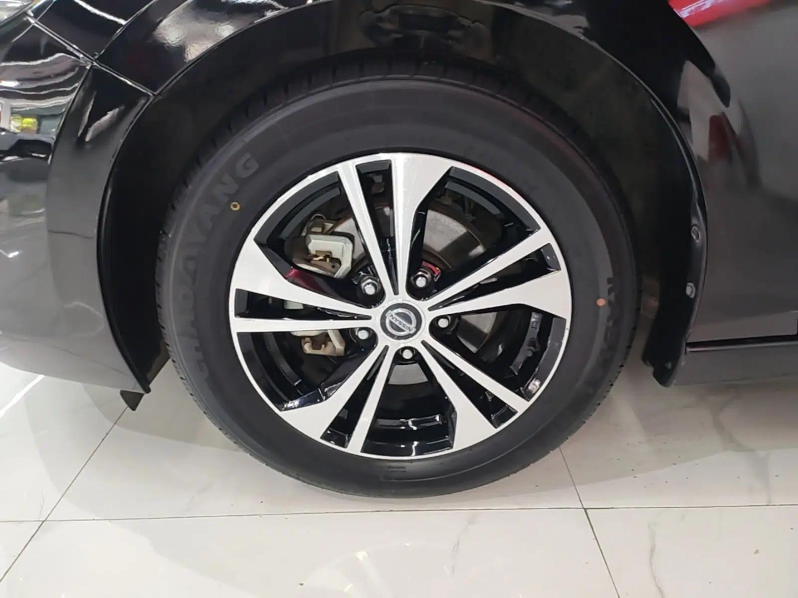 Nissan Sylphy 2022 1.6L XL CVT Enjoyment Edition — миниатюра 10