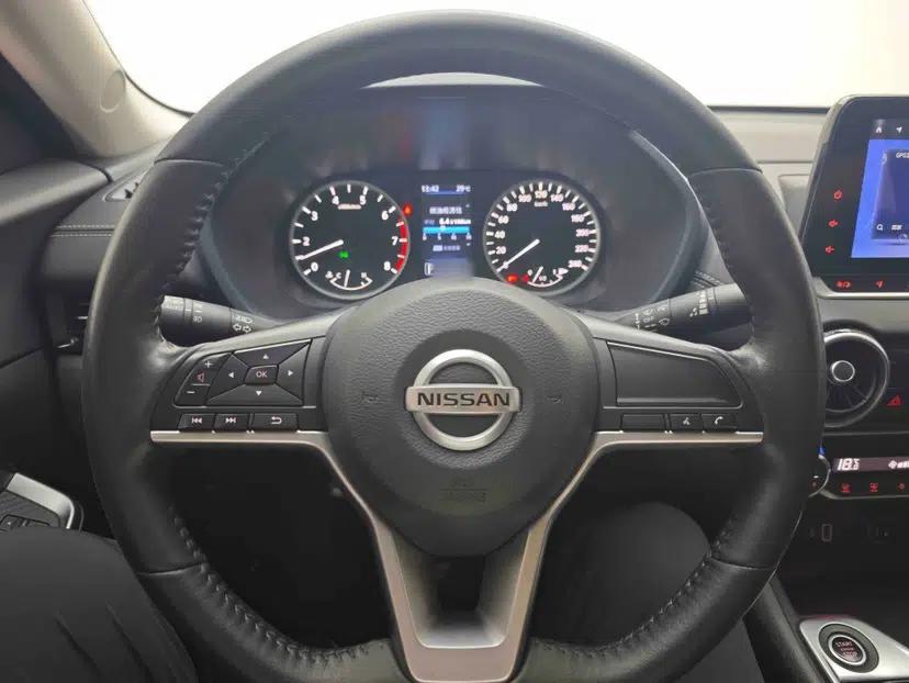 Nissan Sylphy 2022 1.6L XL CVT Enjoyment Edition — миниатюра 19