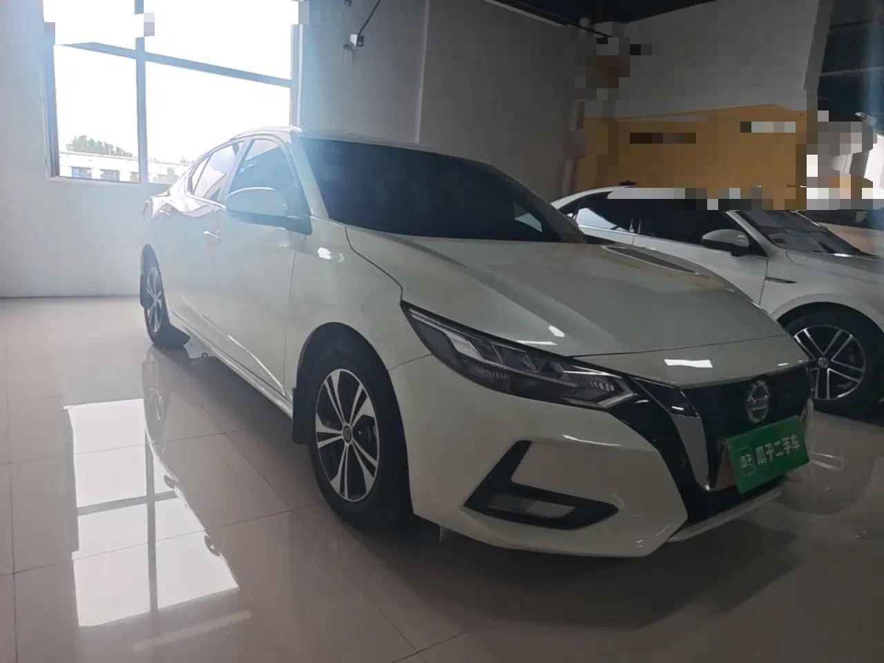 Nissan Sylphy 2022 1.6L XL CVT Enjoyment Edition — миниатюра 3