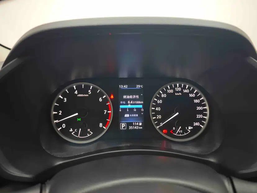 Nissan Sylphy 2022 1.6L XL CVT Enjoyment Edition — миниатюра 21
