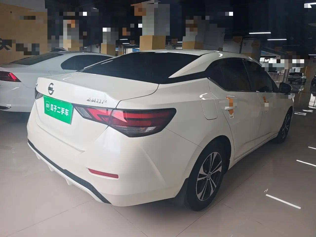 Nissan Sylphy 2022 1.6L XL CVT Enjoyment Edition — миниатюра 6