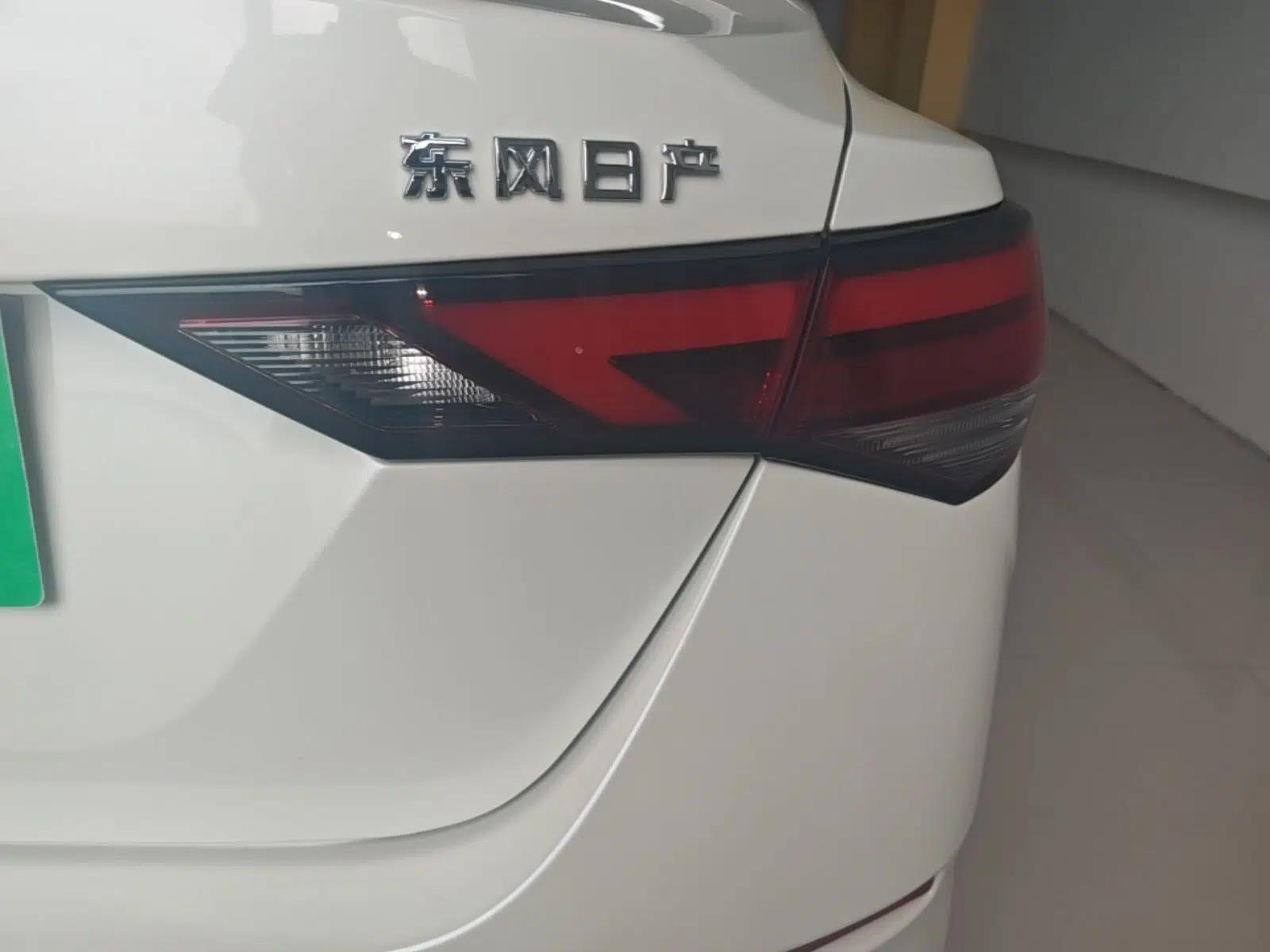 Nissan Sylphy 2022 1.6L XL CVT Enjoyment Edition — миниатюра 9