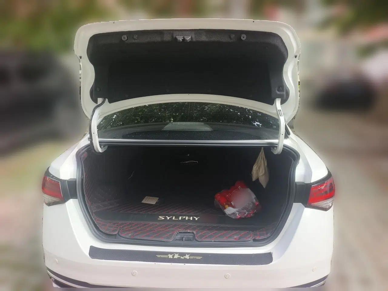 Nissan Sylphy 2023 Super Hybrid Electric Drive All-Electric Drive with Large Screen Version — миниатюра 16
