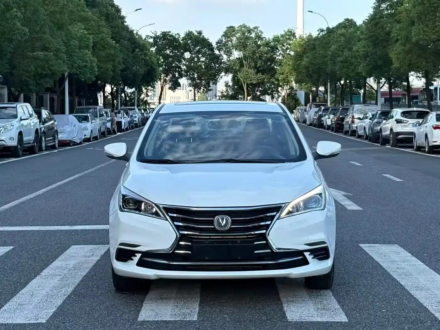 Changan Eado DT 2018 1.6L Automatic Smart Edition — миниатюра 2