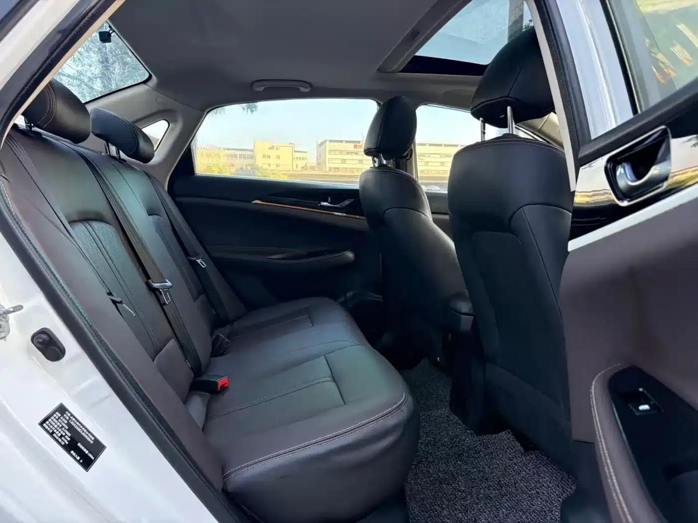 Changan Eado DT 2018 1.6L Automatic Smart Edition — миниатюра 12