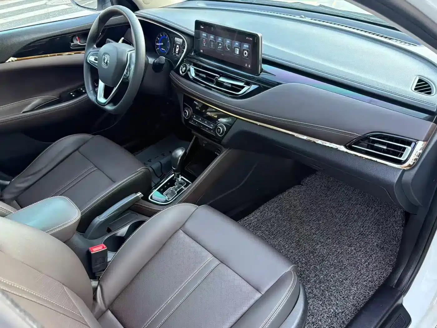 Changan Eado DT 2018 1.6L Automatic Smart Edition — миниатюра 17