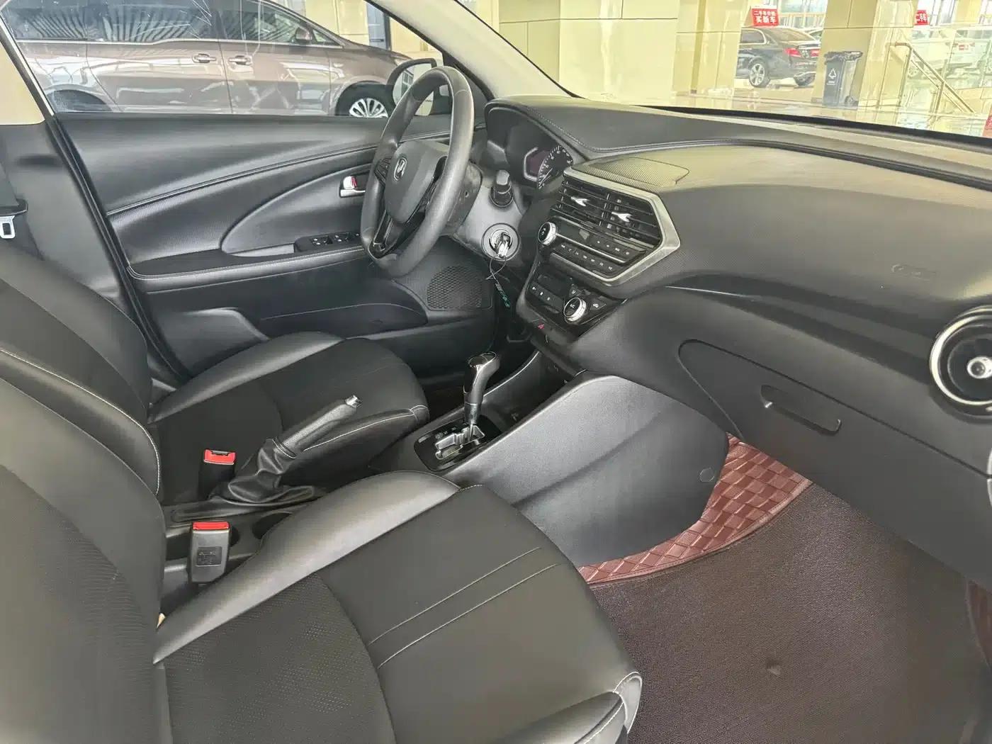 Yuexiang 2019 1.5L DCT Luxury Edition (National VI Emission Standard) — миниатюра 11