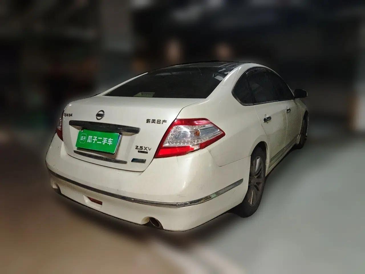 Nissan Teana 2011 Duke 2.5L XV Luxury Edition — миниатюра 6