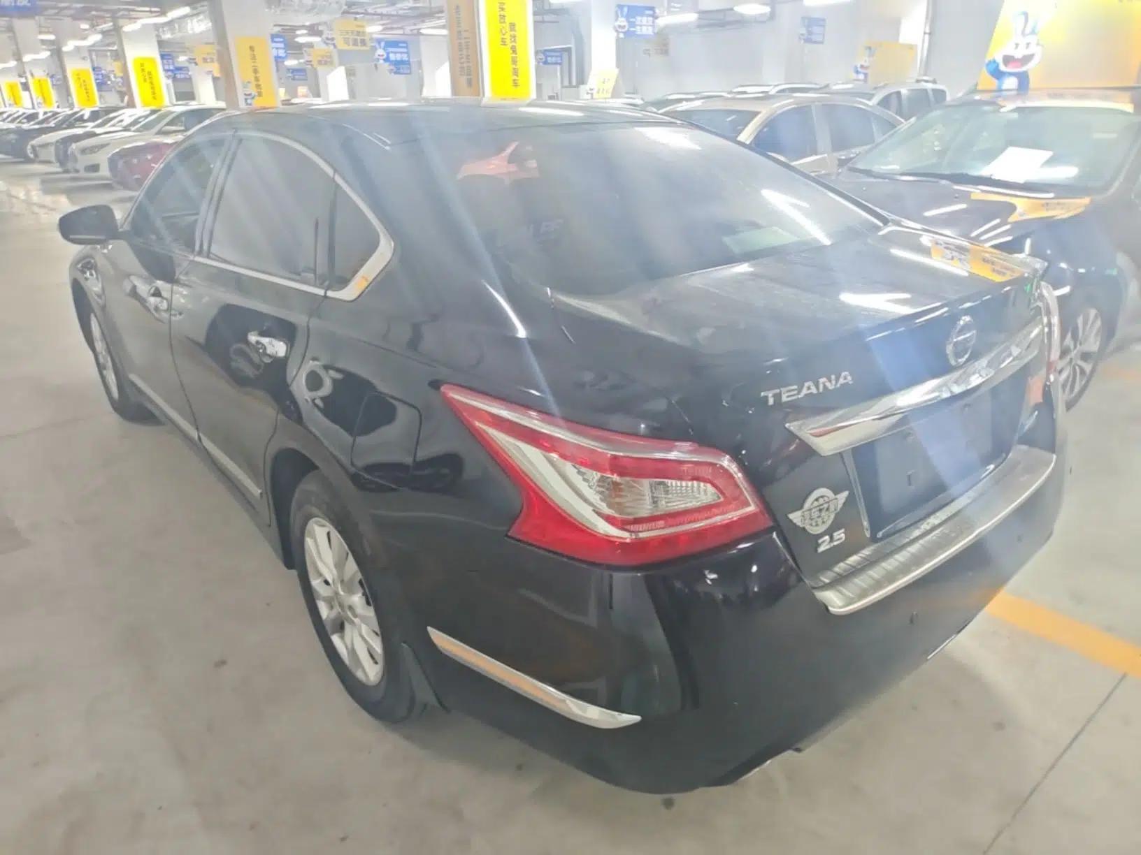 Nissan Teana 2013 2.0L XL Comfort Edition — миниатюра 4