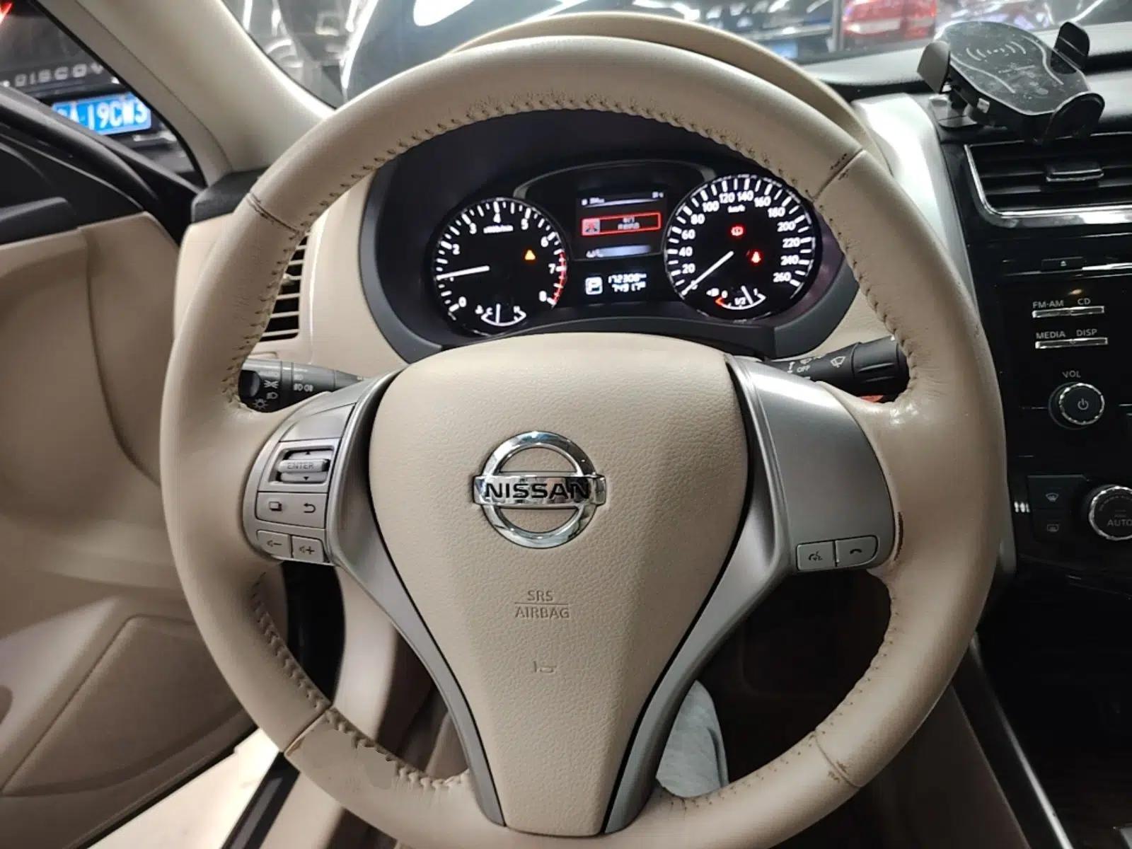 Nissan Teana 2015 2.0L XL Upper Champions League Tech Edition — миниатюра 13