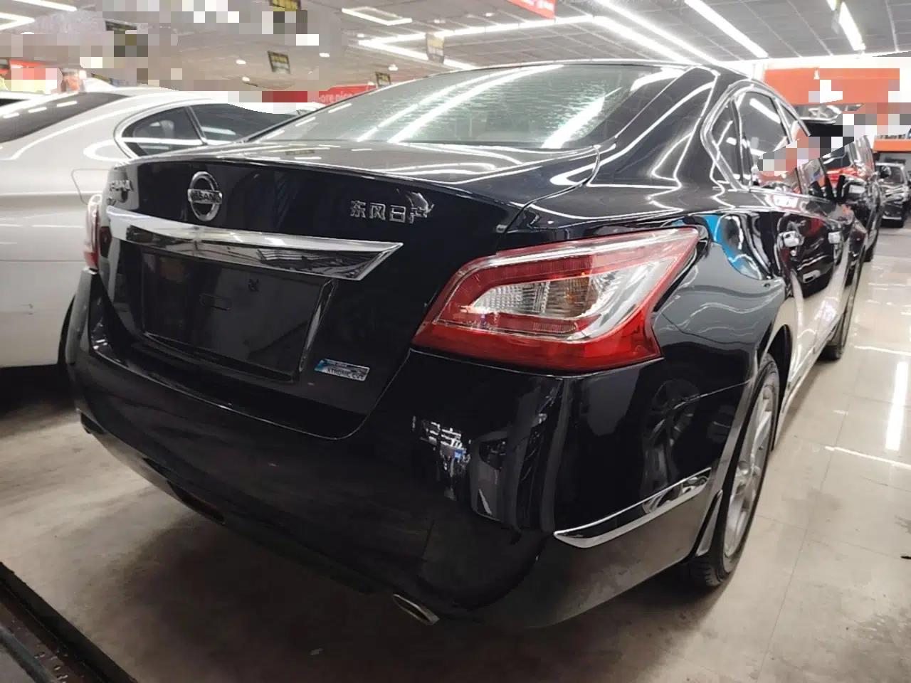 Nissan Teana 2015 2.0L XL Upper Champions League Tech Edition — миниатюра 6