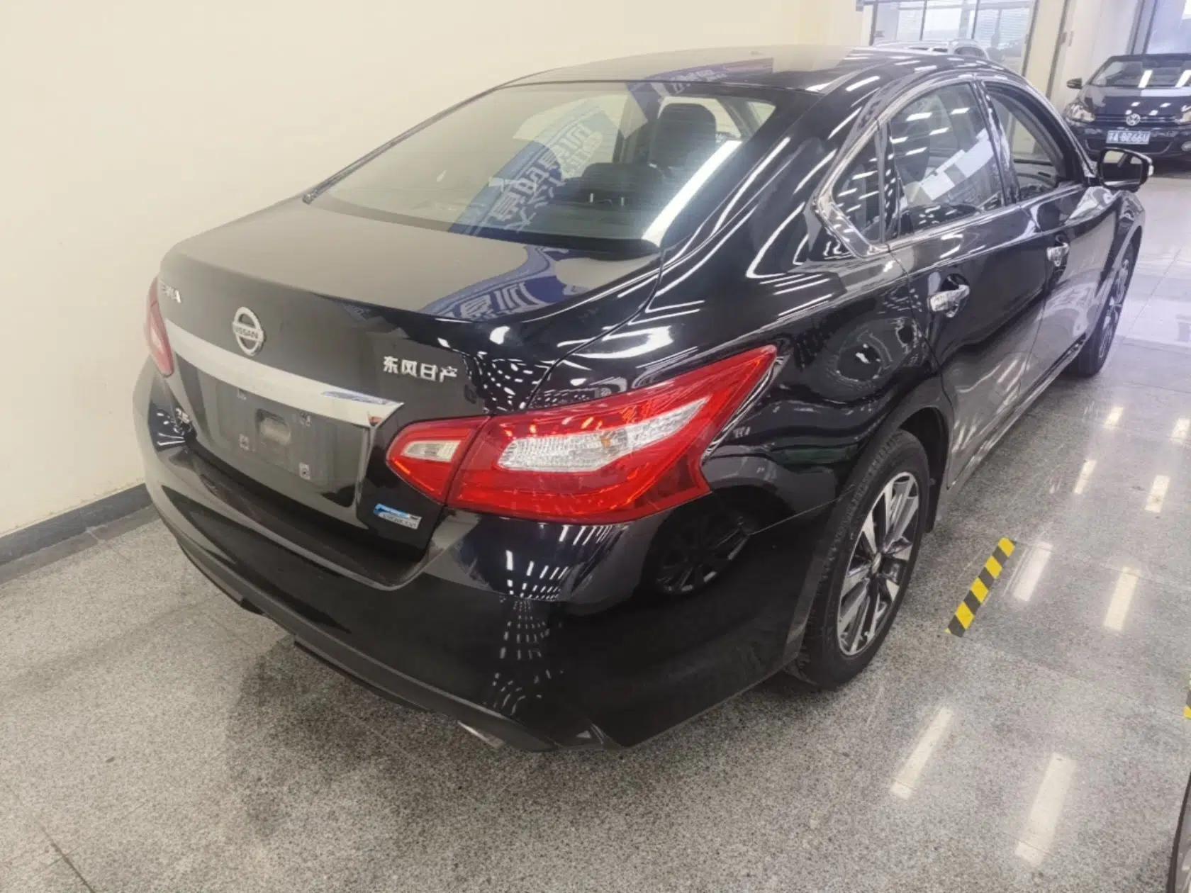 Nissan Teana 2016 2.5L XL-UpperNAVI Tech Prestige Edition — миниатюра 6