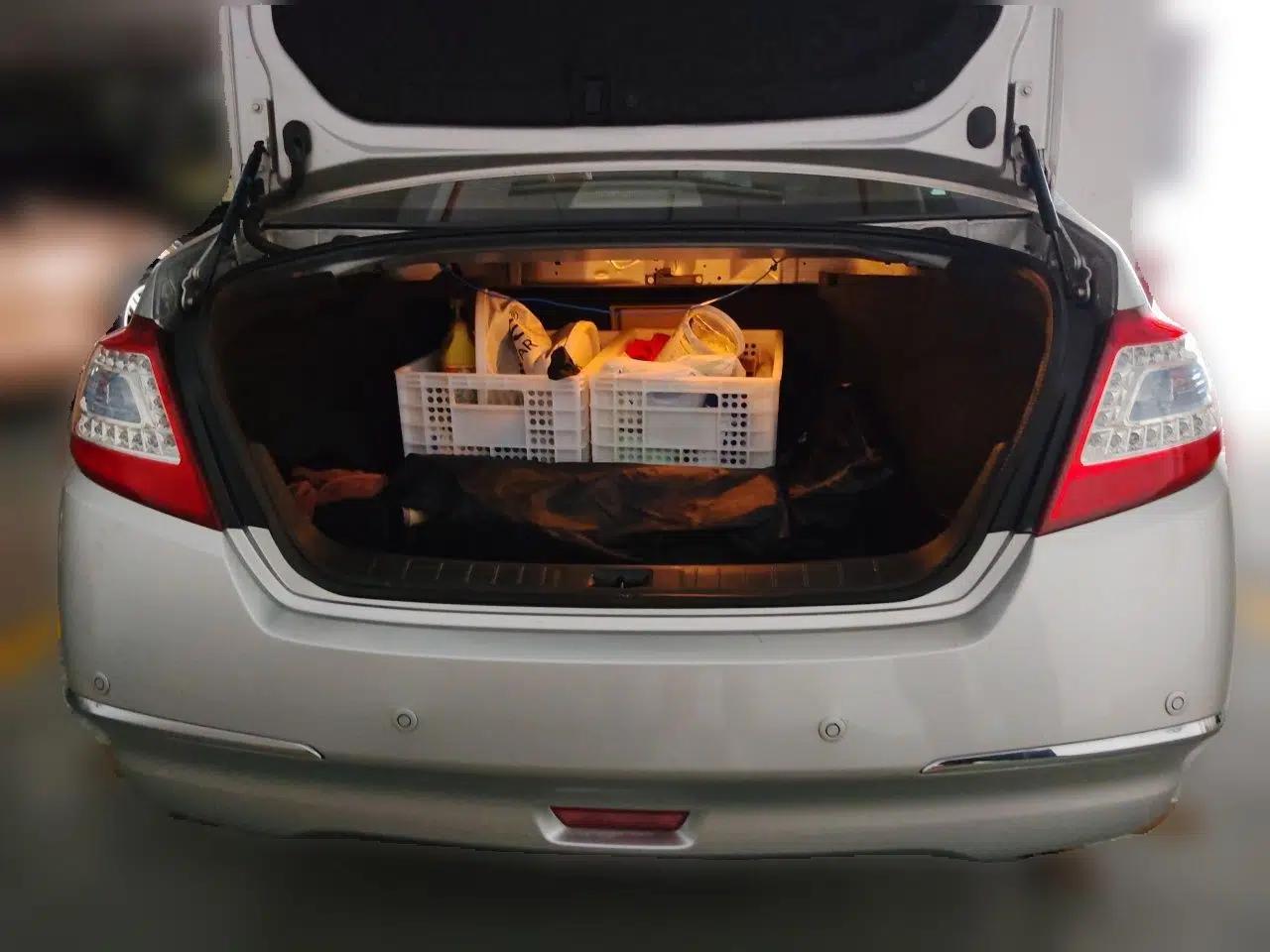 Nissan Teana 2011 2.5L XL Advanced Edition — миниатюра 19