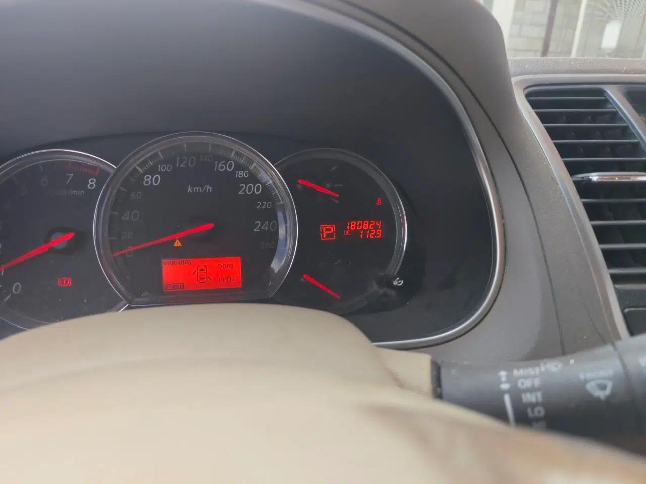 Nissan Teana 2009 Duke 2.5L XV VIP Deluxe Edition — миниатюра 12