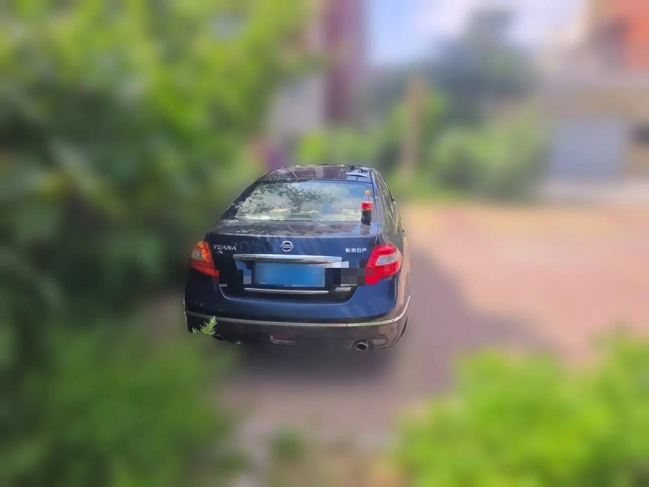 Nissan Teana 2009 Duke 2.5L XV VIP Deluxe Edition — миниатюра 5
