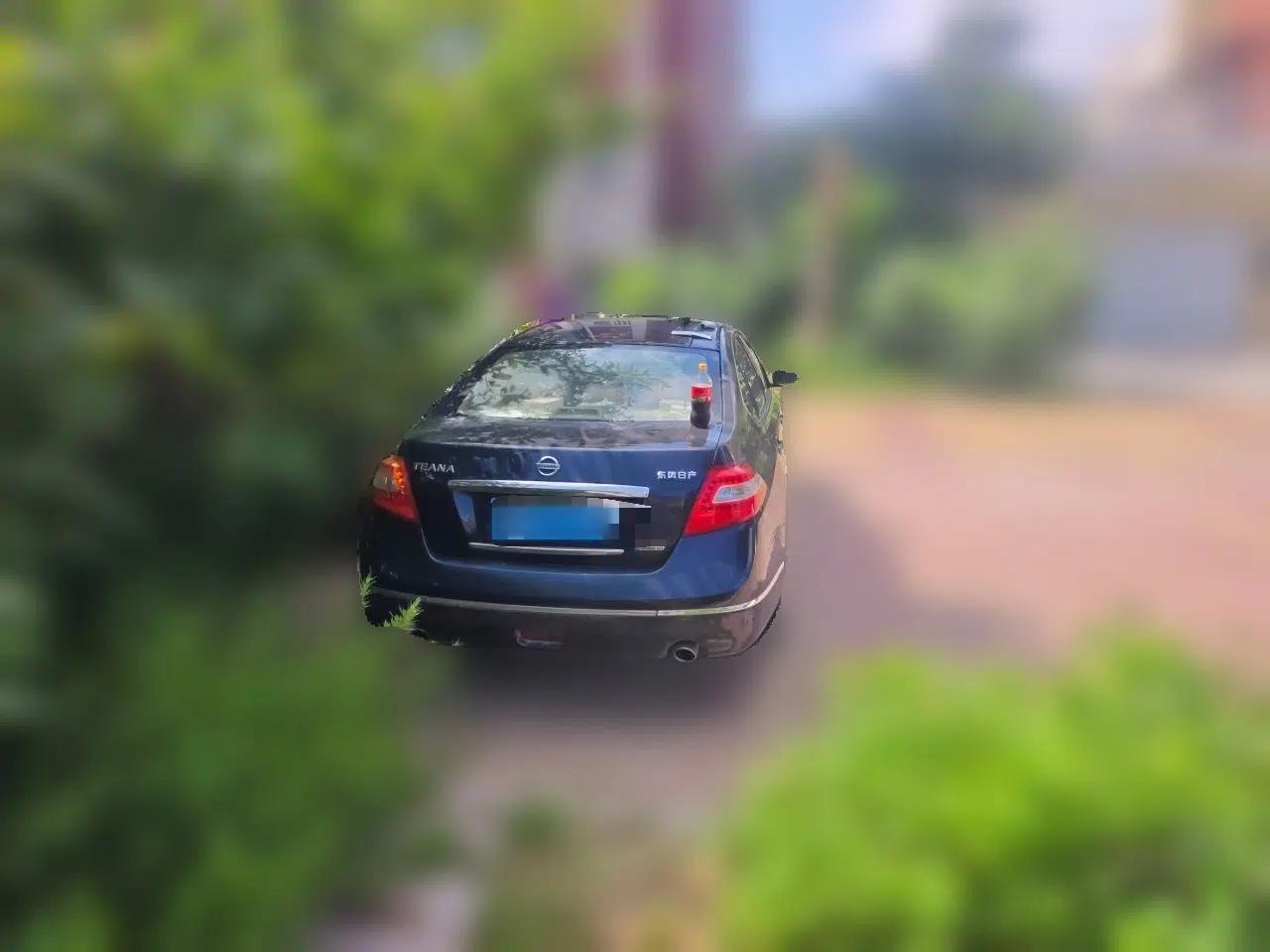 Nissan Teana 2009 Duke 2.5L XV VIP Deluxe Edition — миниатюра 6