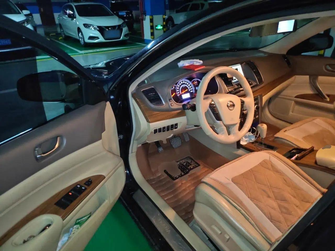 Nissan Teana 2011 2.5L XL Glory Edition — миниатюра 16