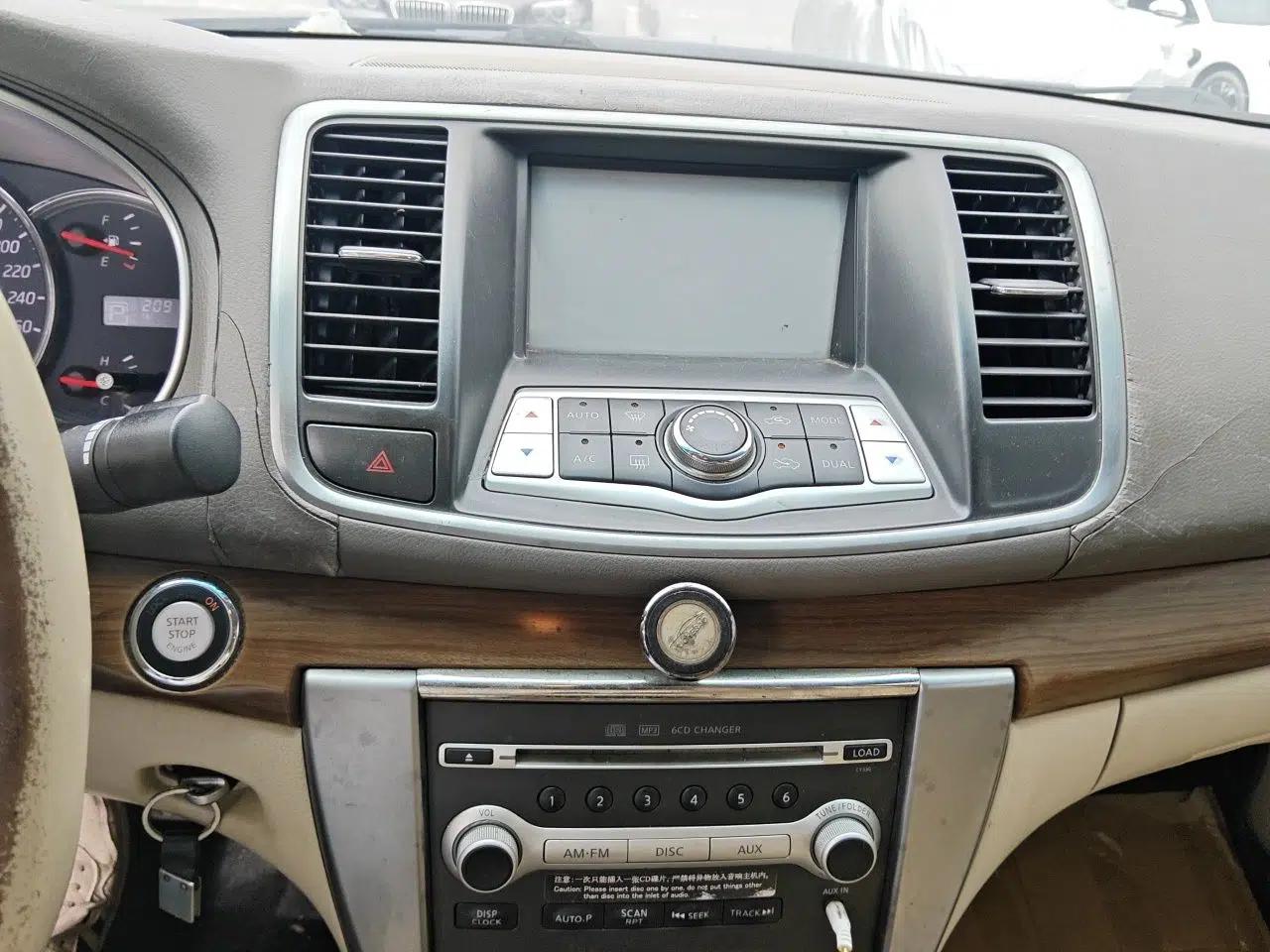 Nissan Teana 2011 2.0L XL Comfort Edition — миниатюра 13