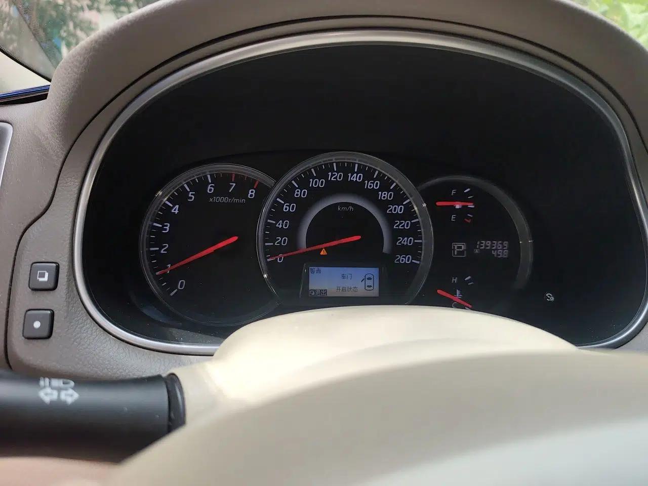 Nissan Teana 2011 2.0L XL Comfort Edition — миниатюра 11