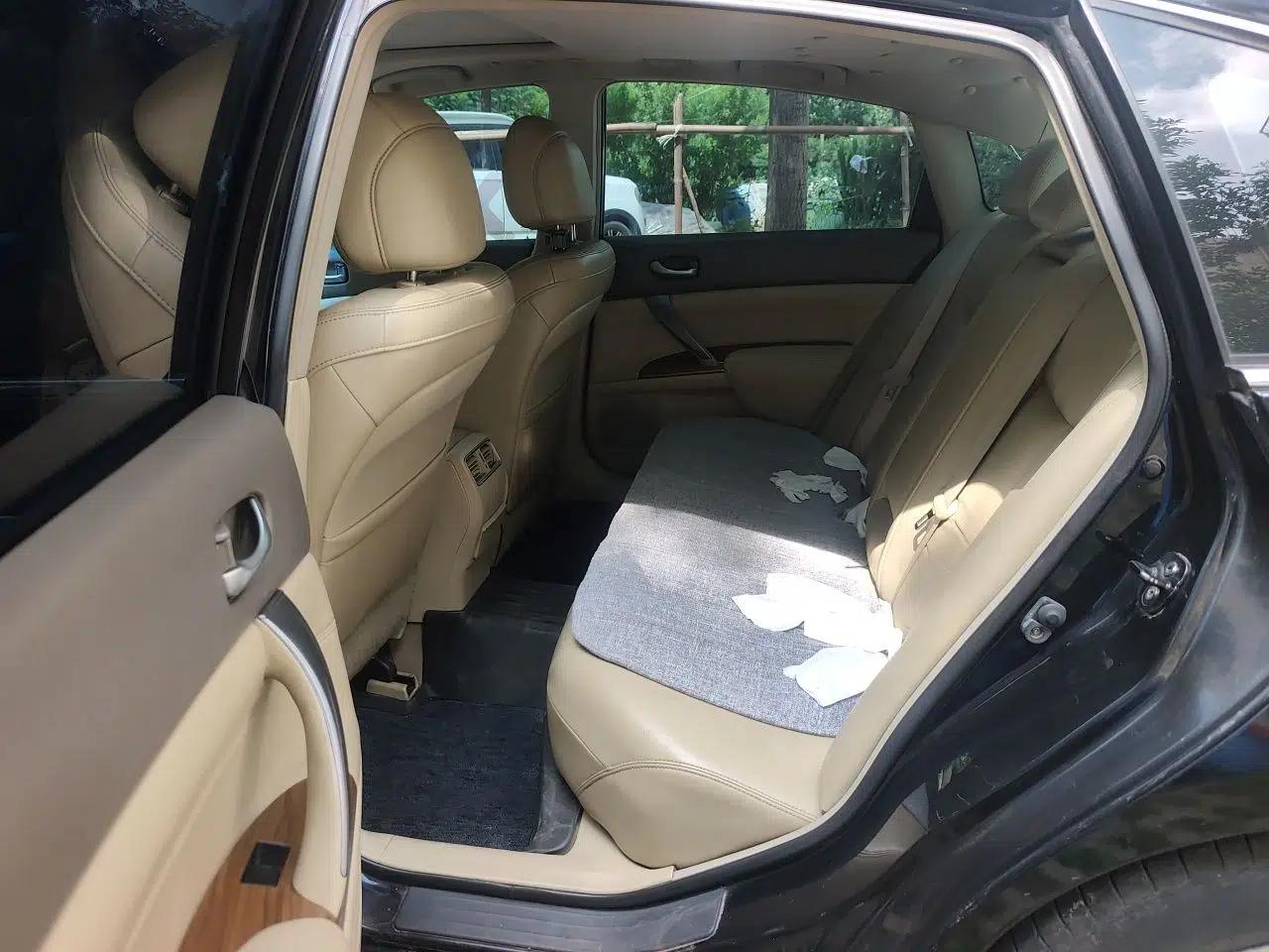 Nissan Teana 2011 2.0L XL Comfort Edition — миниатюра 17