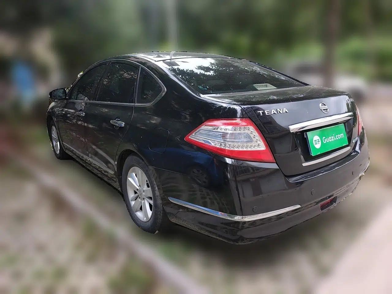 Nissan Teana 2011 2.0L XL Comfort Edition — миниатюра 4