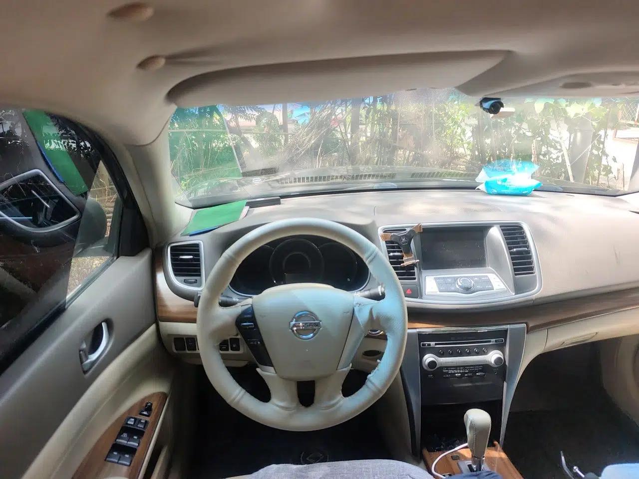 Nissan Teana 2011 2.0L XL Comfort Edition — миниатюра 10