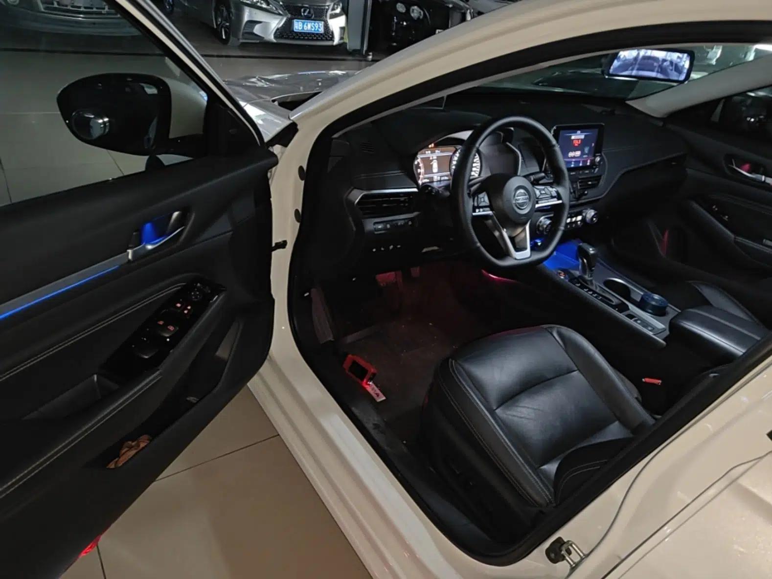 Nissan Teana 2020 Revised Version 2.0T XL Upper AD1 Smart Navigation Edition — миниатюра 23